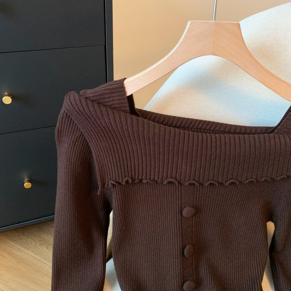 Autumn and winter enticement temperament sweater