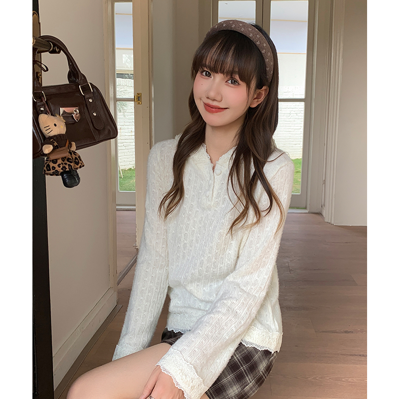 Long sleeve T-shirt lace bottoming shirt for women