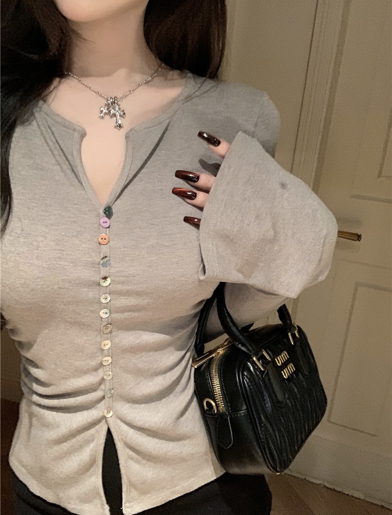 Shell buckle bottoming T-shirt inside the ride tops