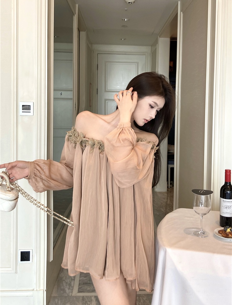 Strapless wrapped chest temperament flat shoulder tops