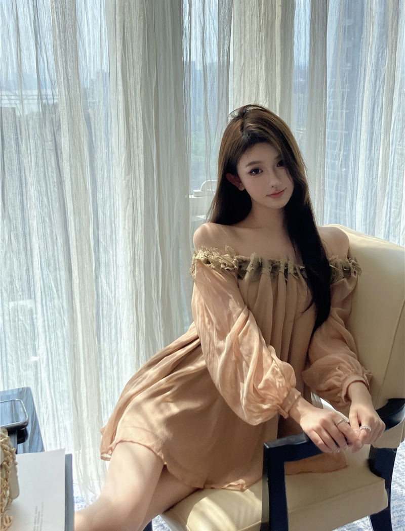 Strapless wrapped chest temperament flat shoulder tops