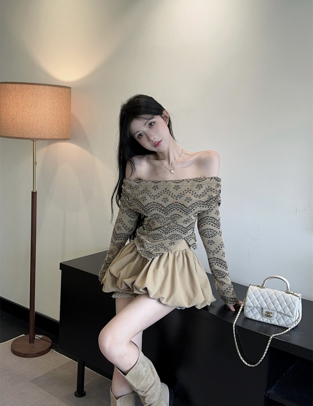 Halter tops enticement bud skirt 2pcs set for women