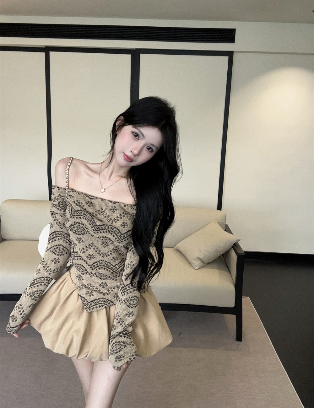 Halter tops enticement bud skirt 2pcs set for women