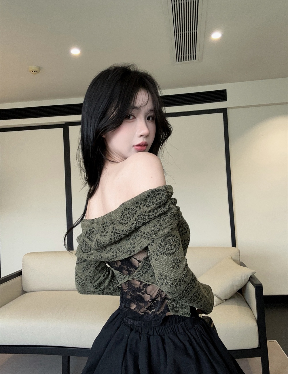 Halter tops enticement bud skirt 2pcs set for women