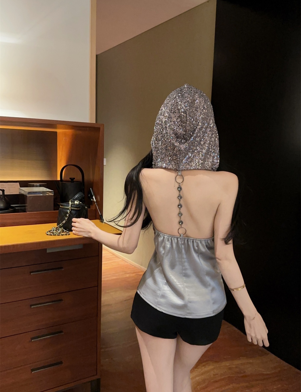 Enticement diamond chain sequins T-shirt hooded halter tops