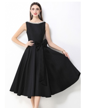 Slim rhinestone pinched waist temperament dress