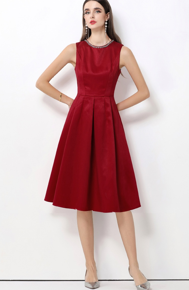 Sleeveless round neck rhinestone dress for women