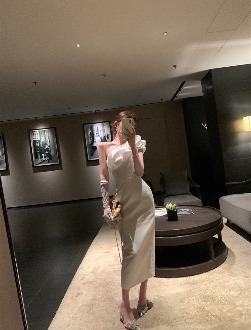 Fold splice shoulder pinched waist unique dress