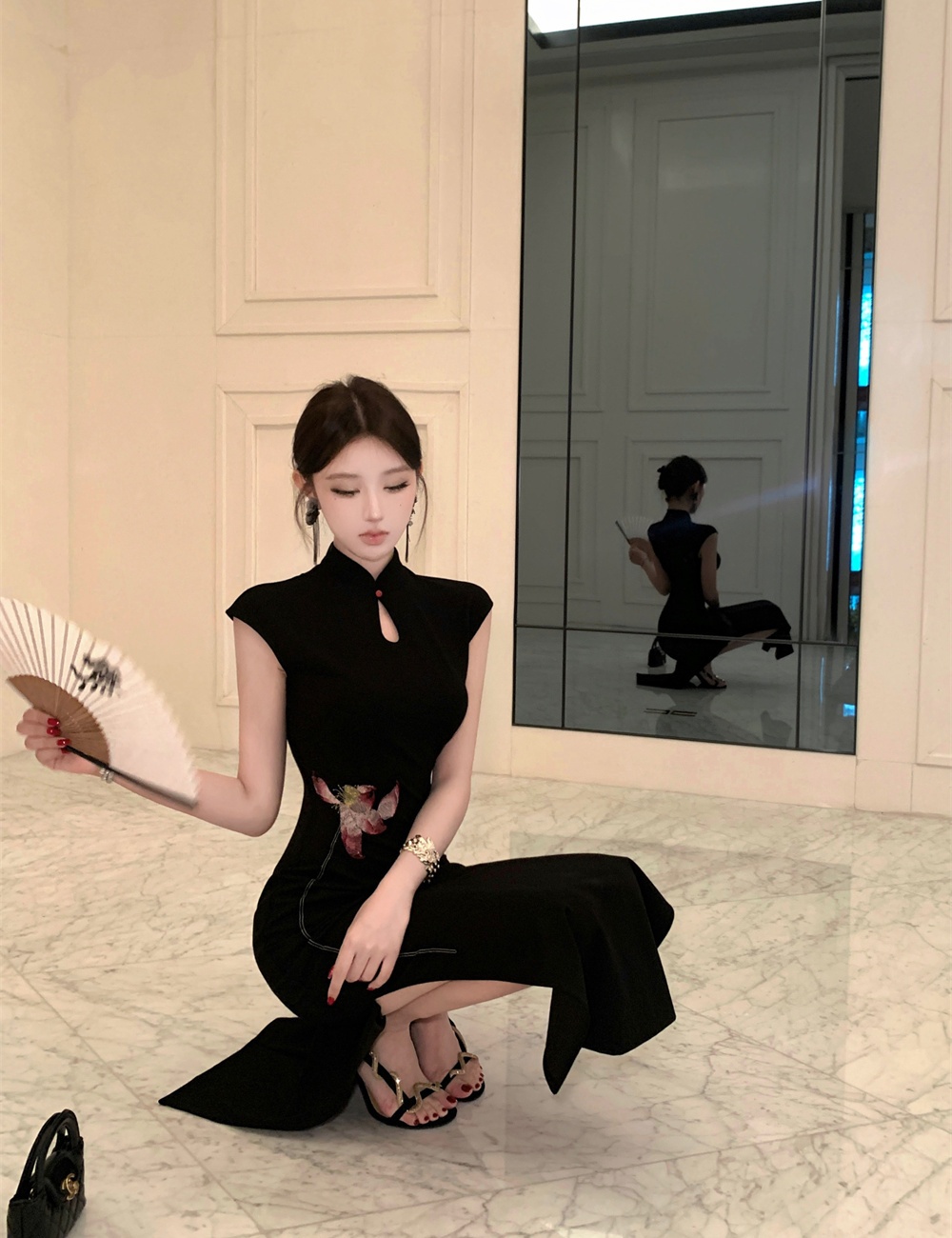 Embroidered dress slim cheongsam