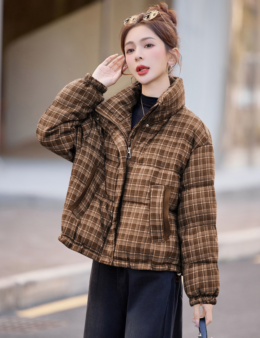 Duck down plaid winter short down coat for women