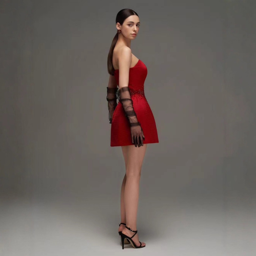 Beading temperament T-back wrapped chest evening dress