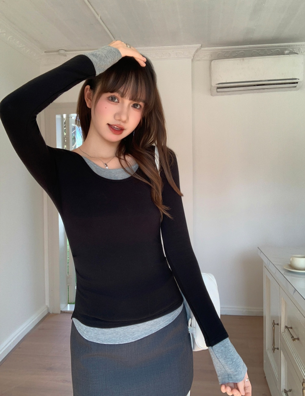 U-neck bottoming shirt long sleeve T-shirt for women