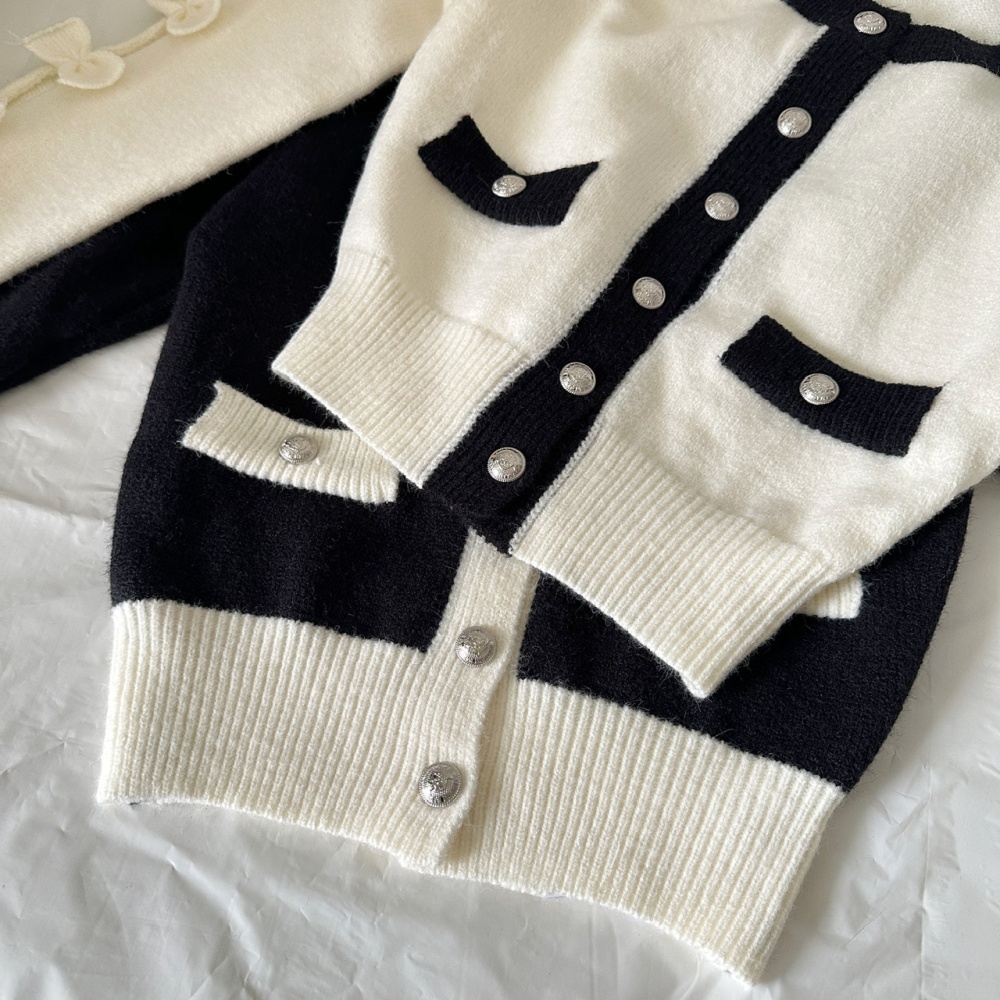 Mixed colors plush knitted bow sweater