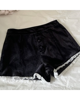 Velvet lace shorts