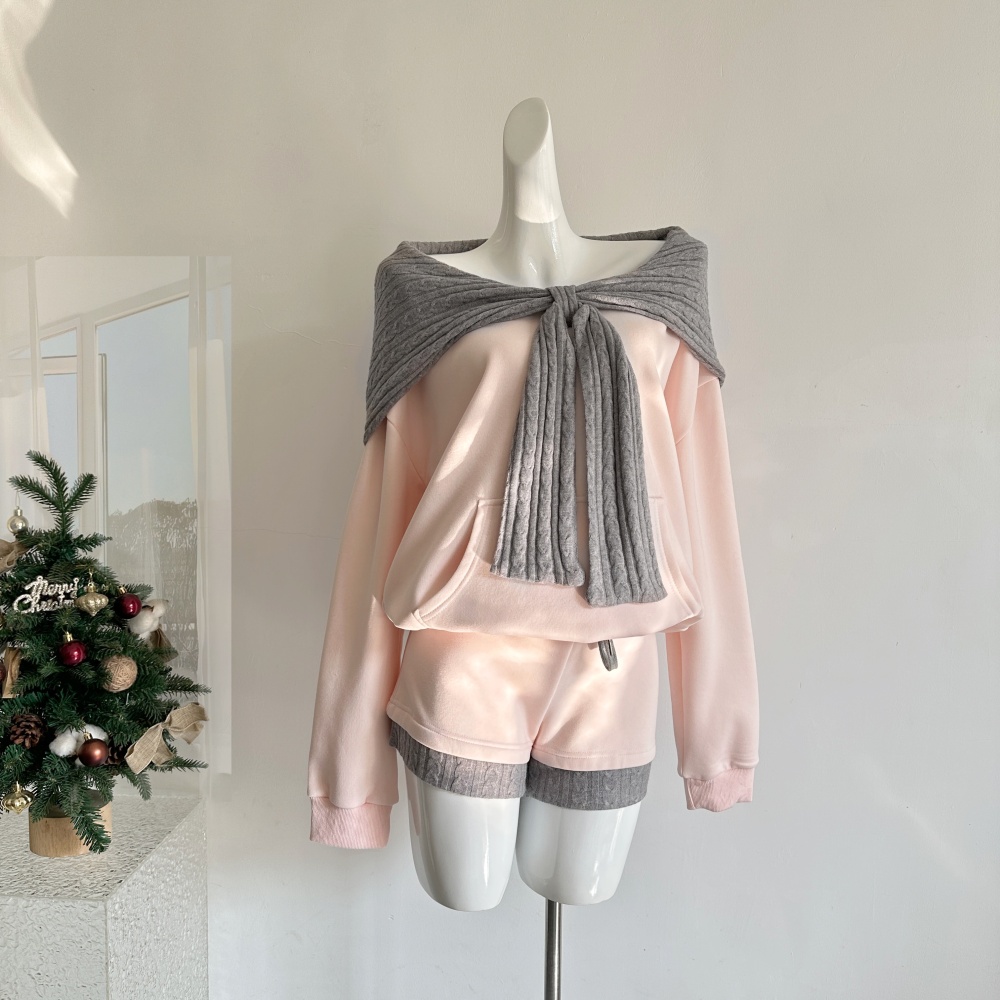 Loose flat shoulder hoodie mixed colors shorts a set