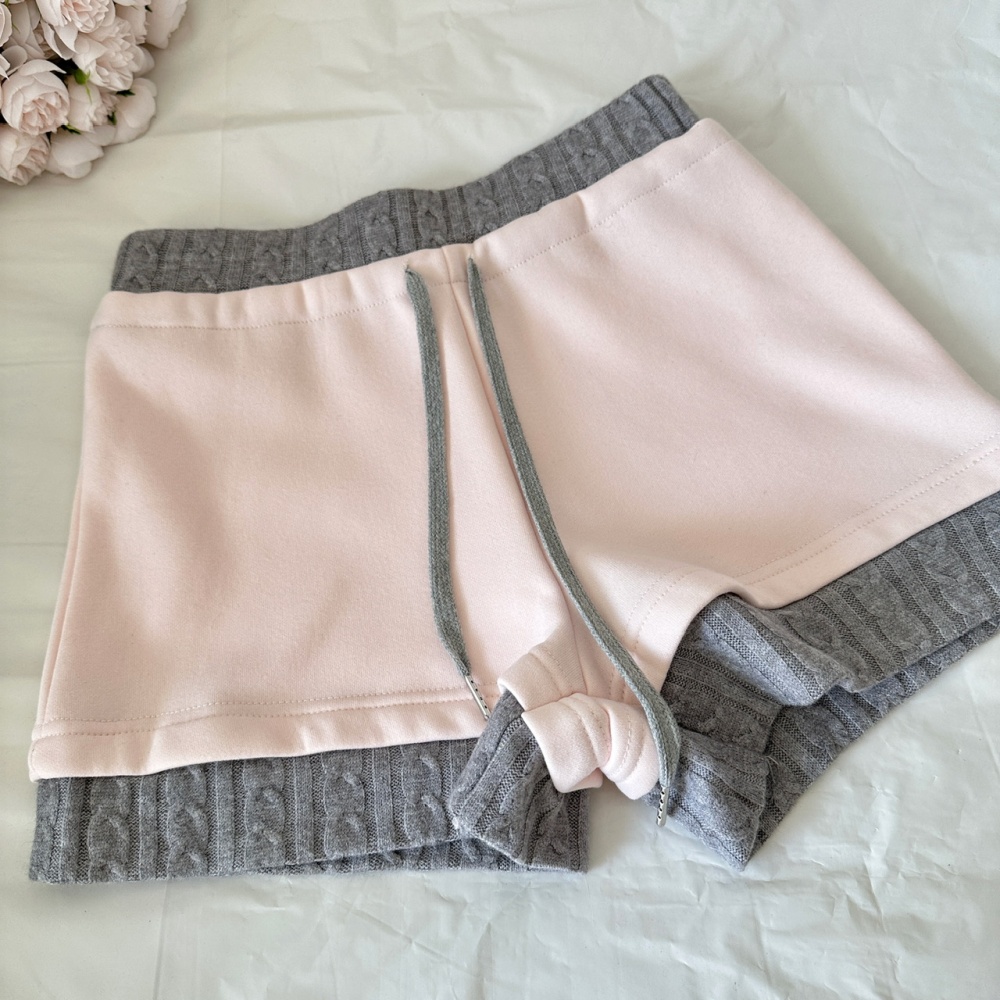 Loose flat shoulder hoodie mixed colors shorts a set