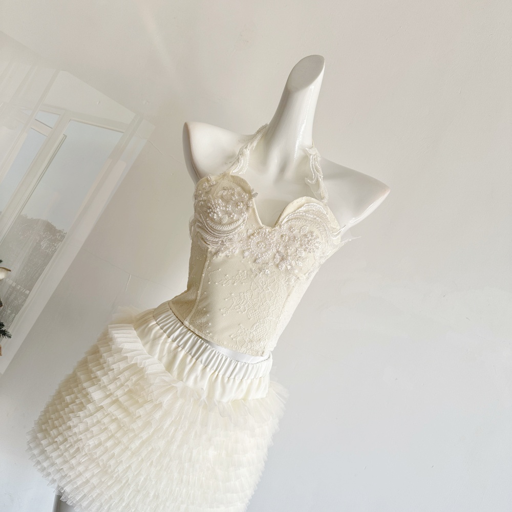 Lace sequins short skirt gauze beading tops a set