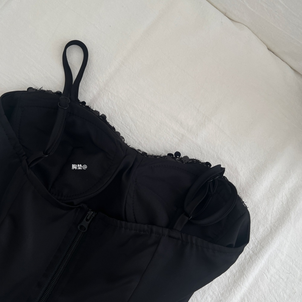 Black slim sling spicegirl skirt a set for women