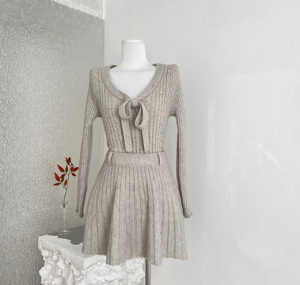 Wool knitted tops bow short skirt a set