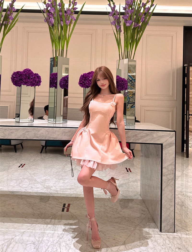 Pinched waist sling tender slim sweet dress