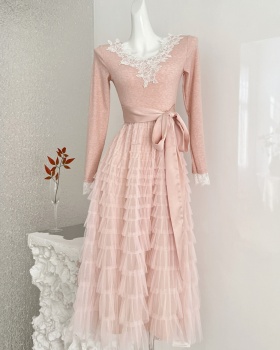 V-neck knitted gauze cake dress