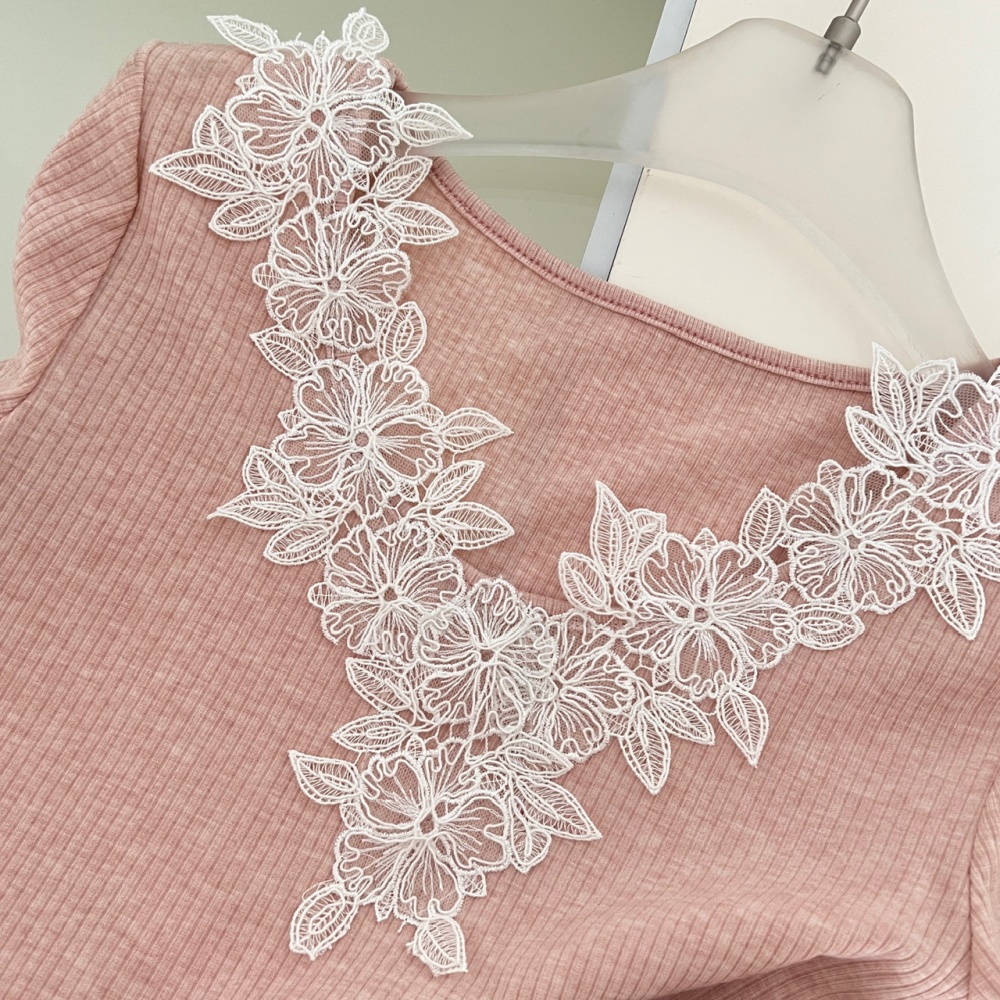 V-neck knitted gauze cake dress