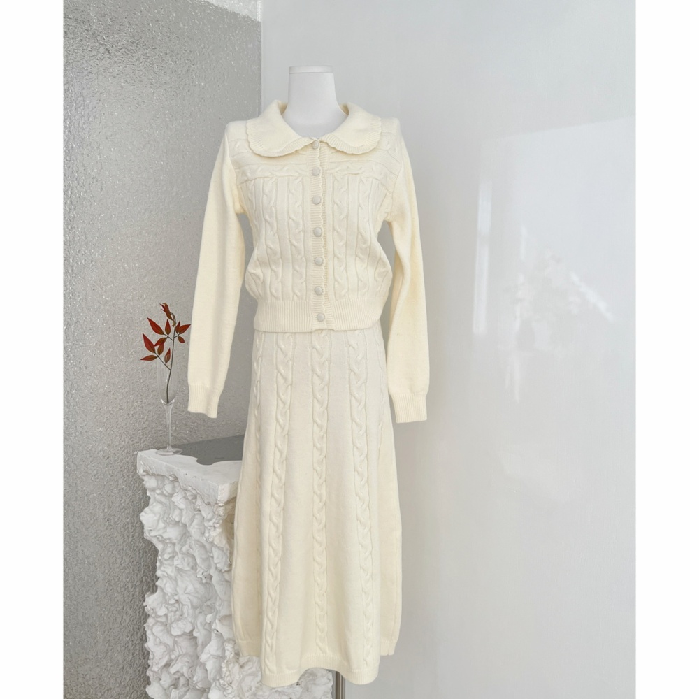 Knitted twist tops lapel temperament long skirt a set