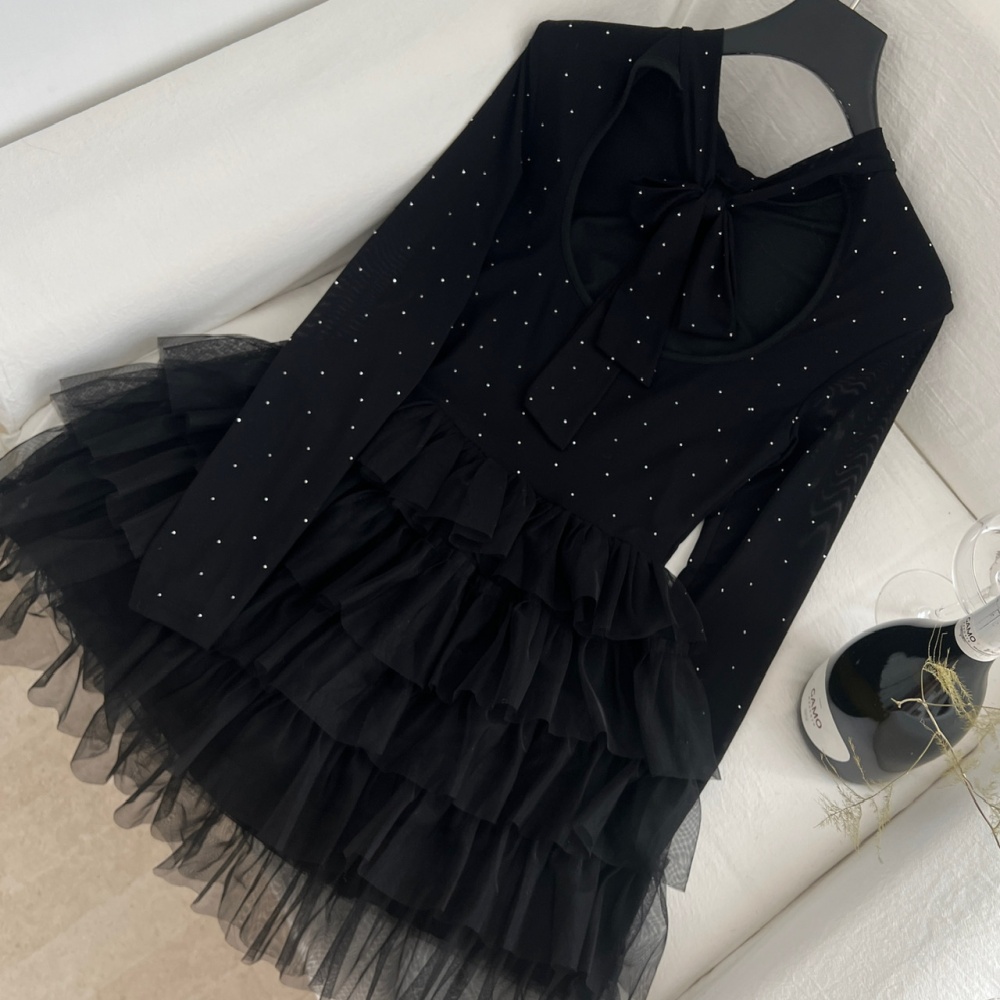 Pinched waist cake knitted winter dress for women