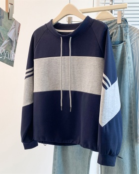 Casual pullover hoodie college style show young T-shirt