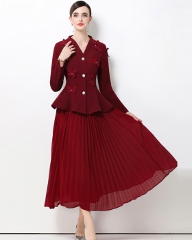 V-neck butterfly long sleeve stereoscopic skirt a set