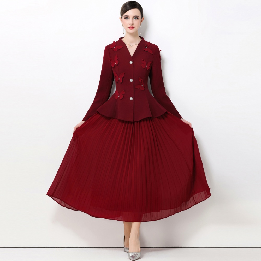 V-neck butterfly long sleeve stereoscopic skirt a set