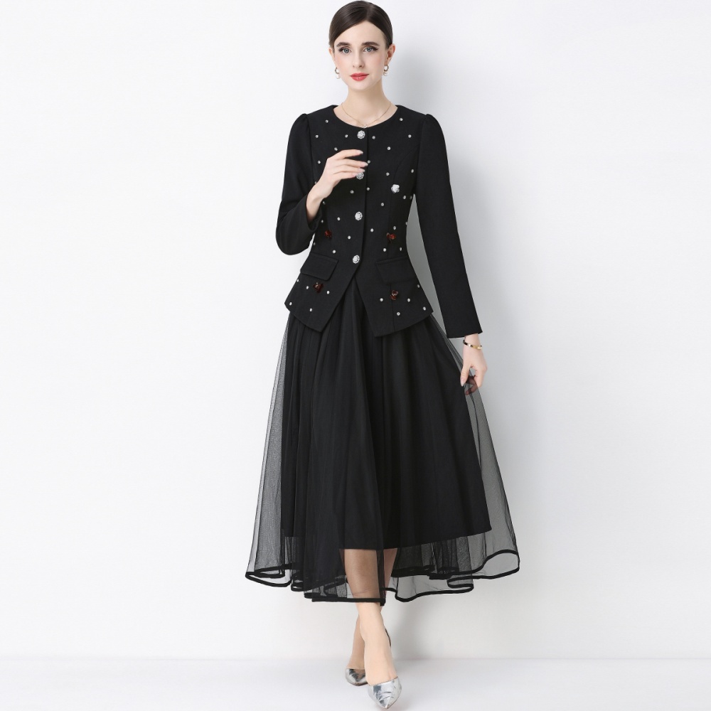 Chanelstyle gauze skirt rhinestone coat a set