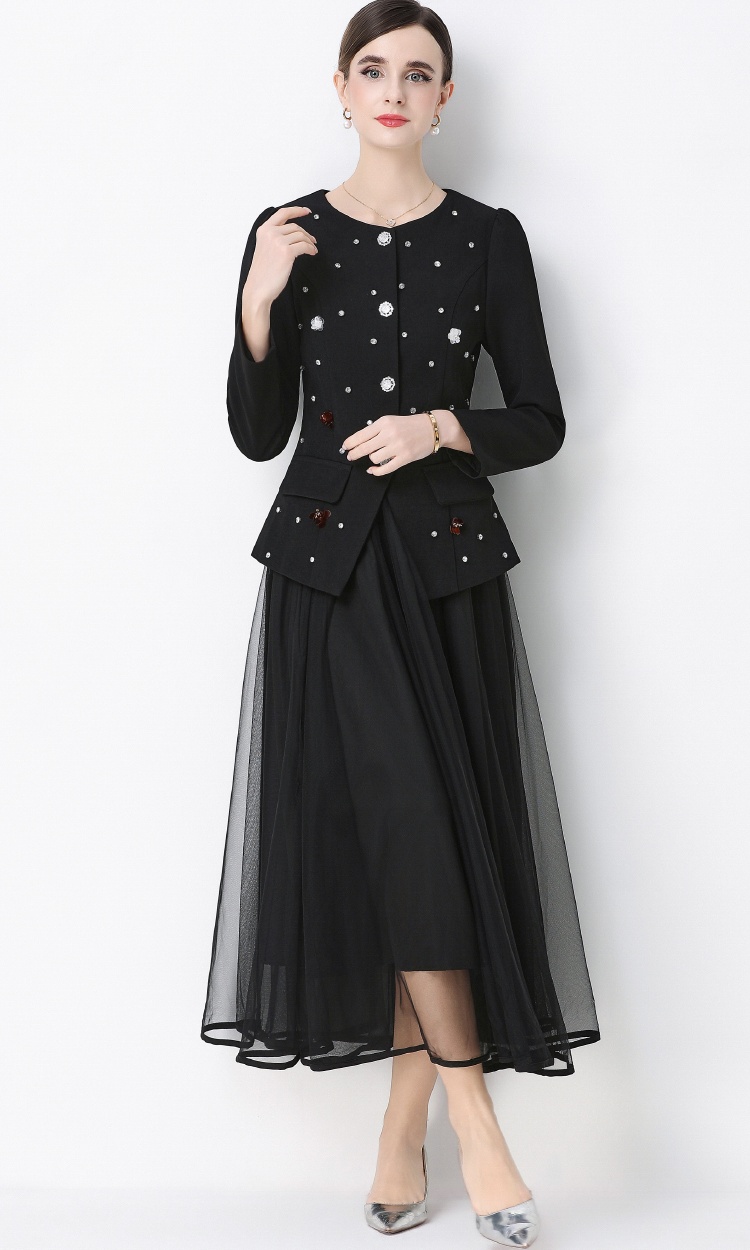 Chanelstyle gauze skirt rhinestone coat a set