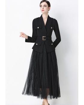 Gauze chanelstyle coat with belt skirt a set