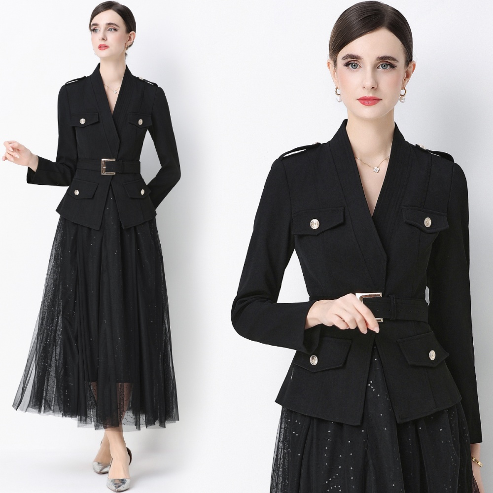 Gauze chanelstyle coat with belt skirt a set