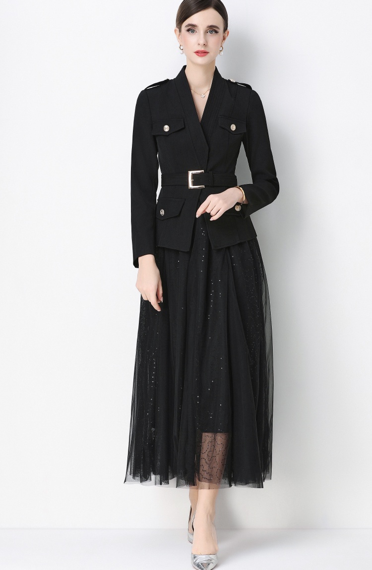 Gauze chanelstyle coat with belt skirt a set