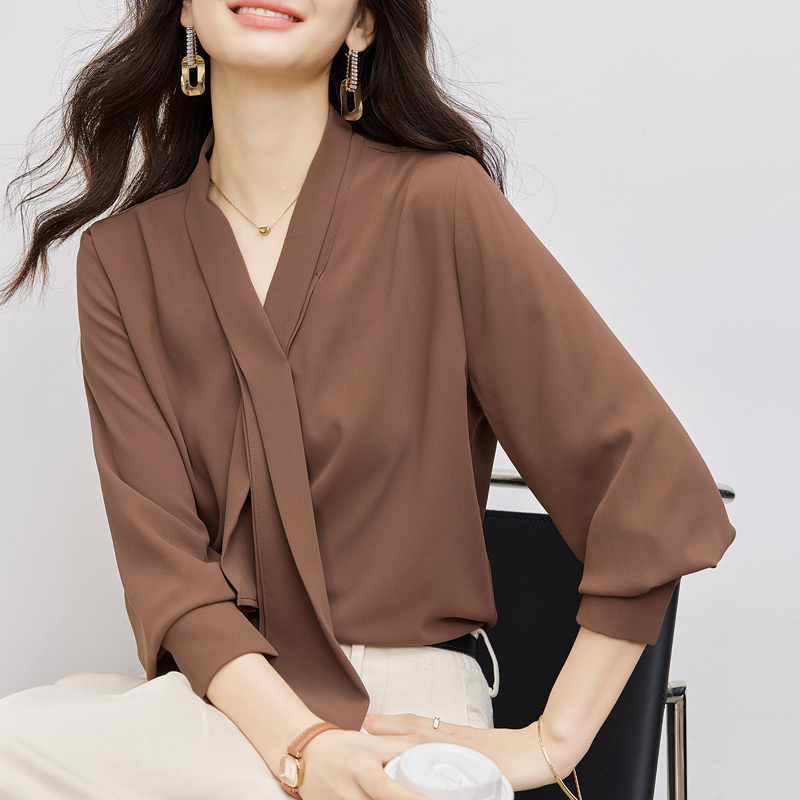 V-neck fashion streamer all-match spring shirt for women