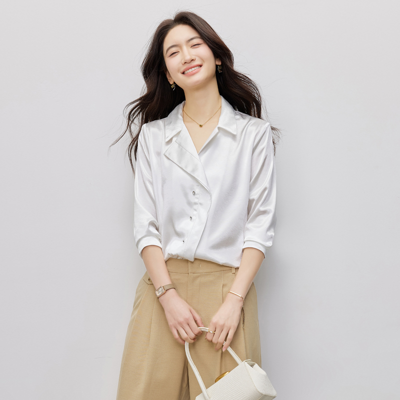 Casual simple small shirt show young shirt for women