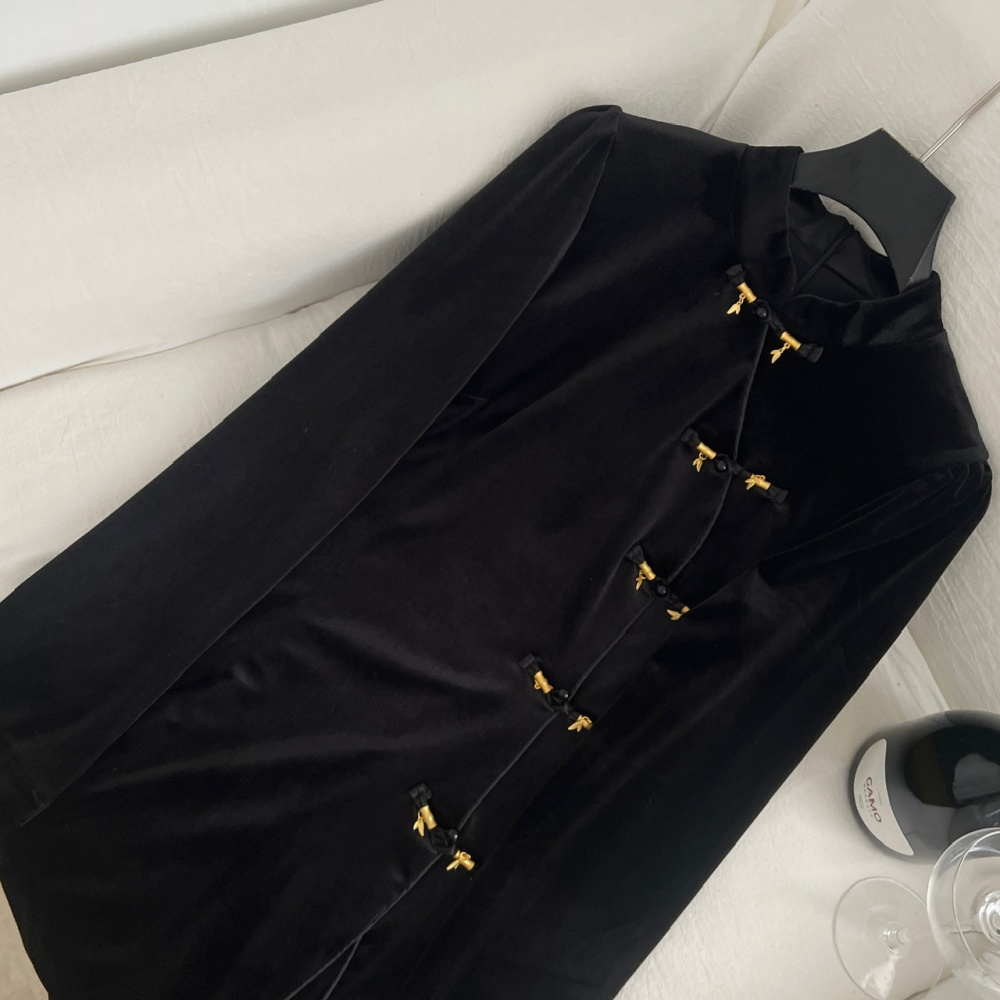 Chinese style velvet cstand collar dress