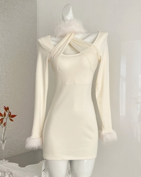 Splice enticement fur collar package hip halter dress