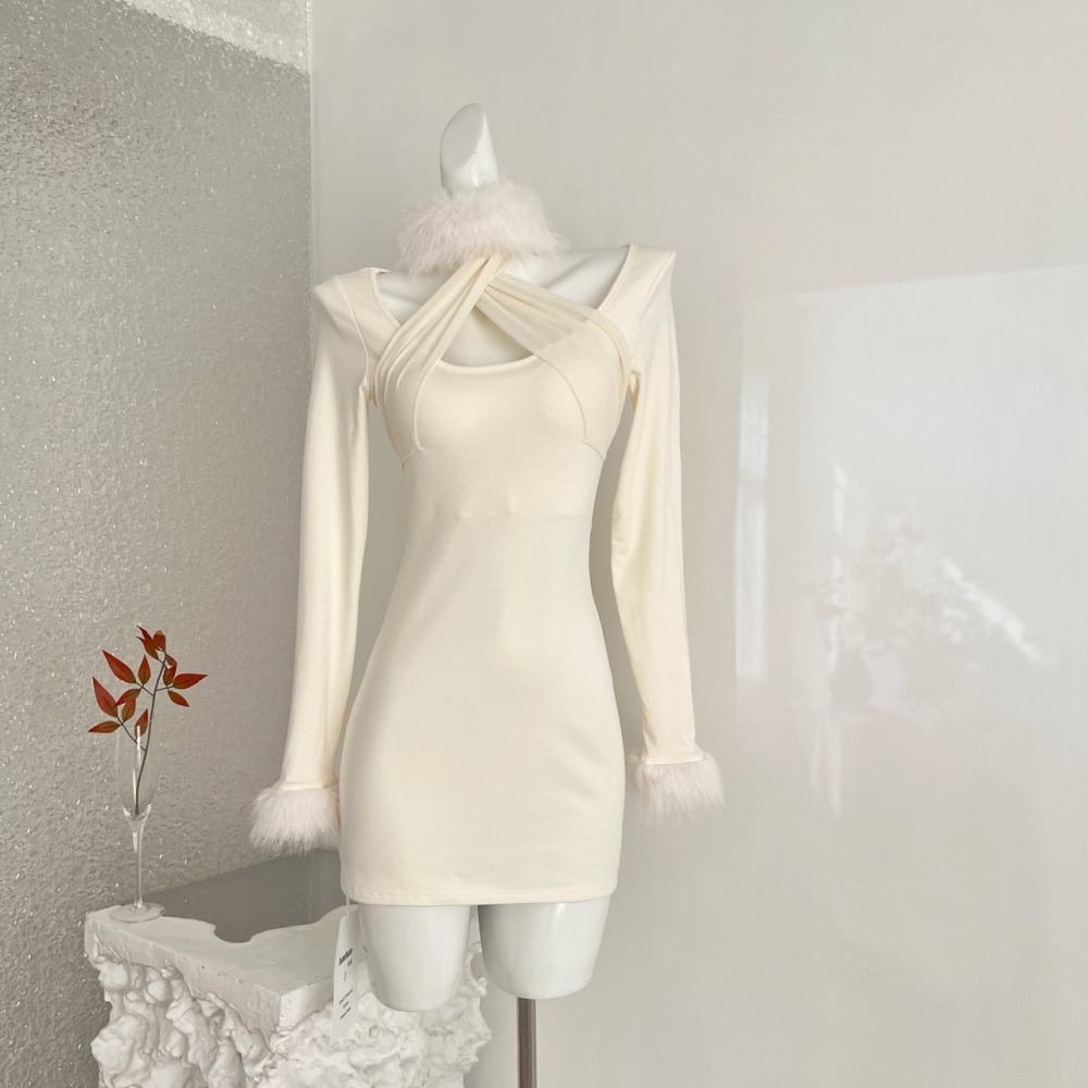 Splice enticement fur collar package hip halter dress