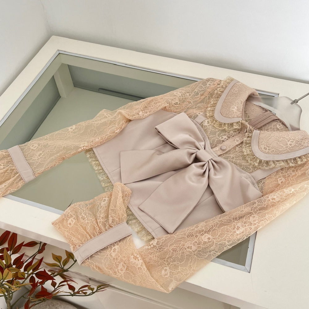 Long sleeve Pseudo-two skirt lace gauze shirt a set