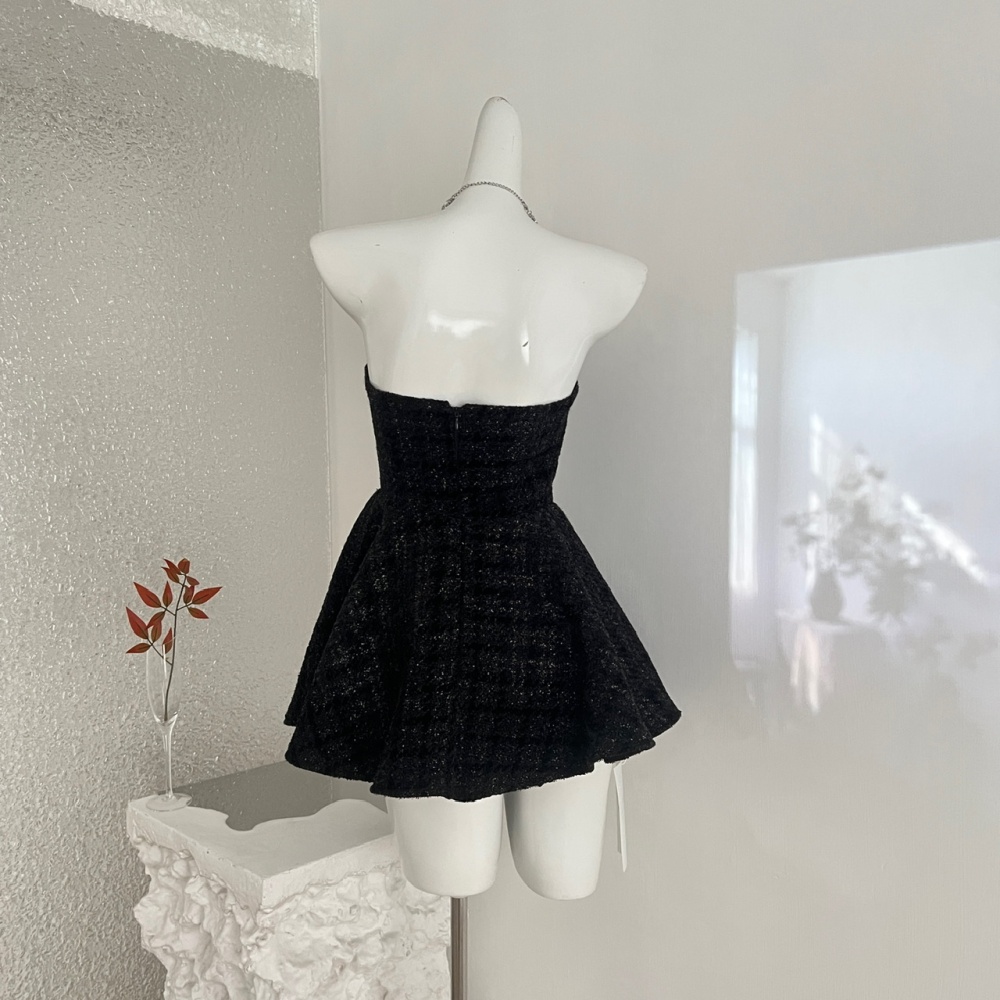 Wrapped chest rose tops wears outside breasted T-back