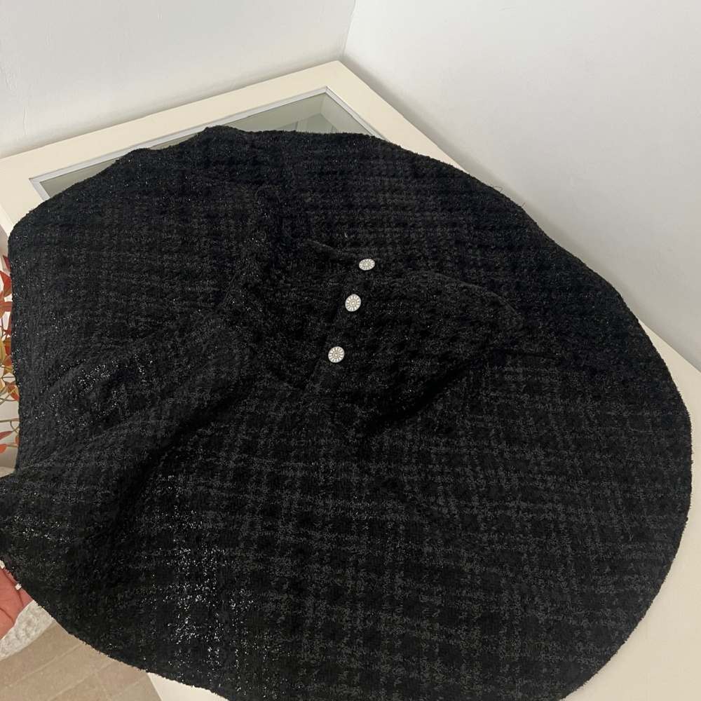 Wrapped chest rose tops wears outside breasted T-back