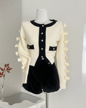 Bow knitted sweater mixed colors plush shorts a set