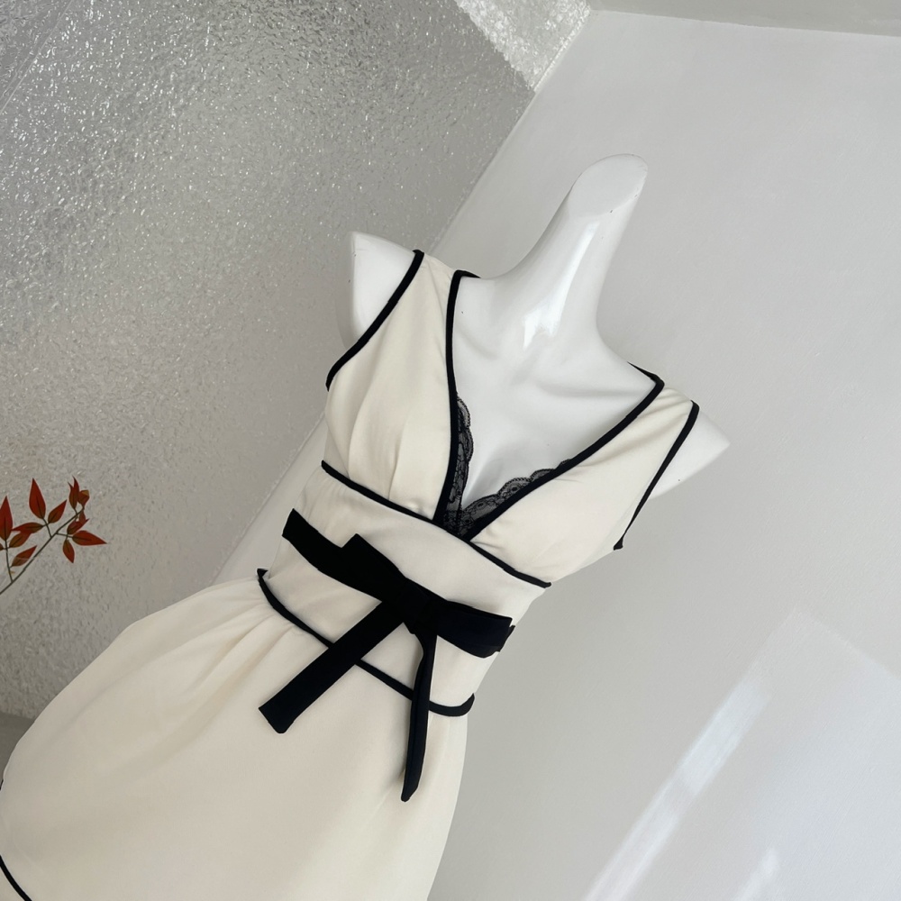 Pinched waist lace splice mixed colors France style bow dress