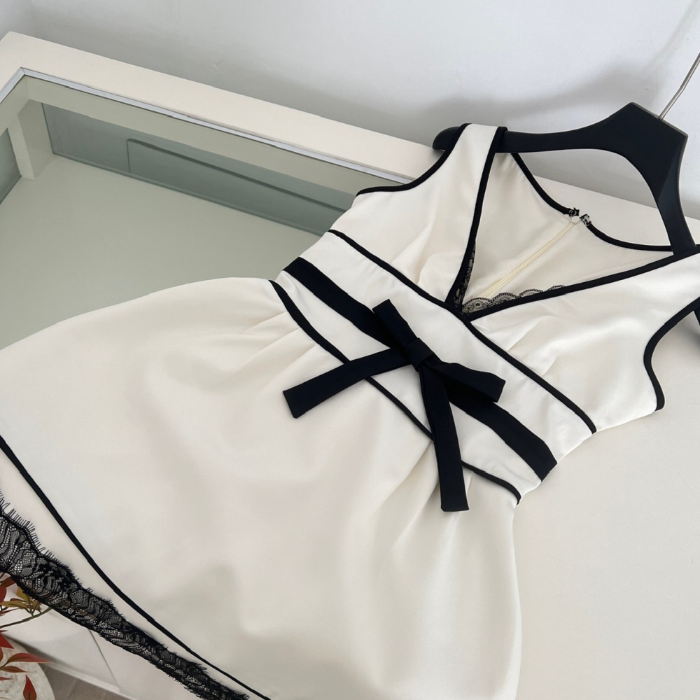 Pinched waist lace splice mixed colors France style bow dress