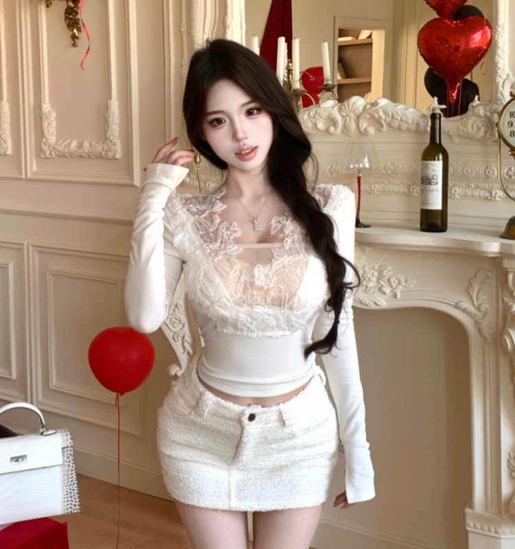 Sexy tops inside the ride bottoming shirt for women