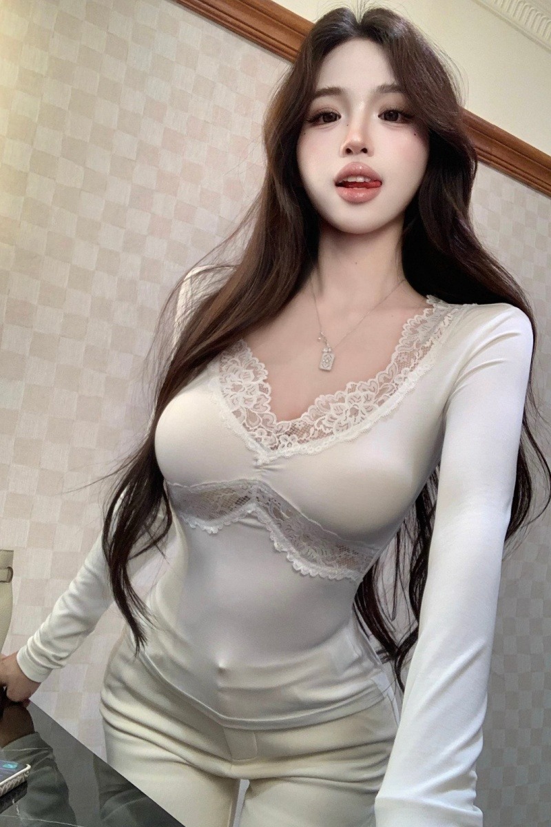 Spicegirl V-neck bottoming shirt enticement tops for women