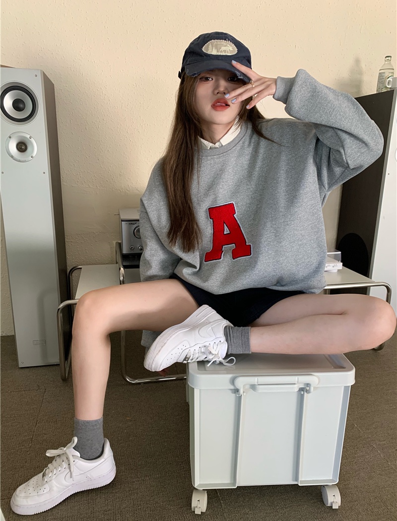 Loose embroidery plus velvet thick large letters hoodie